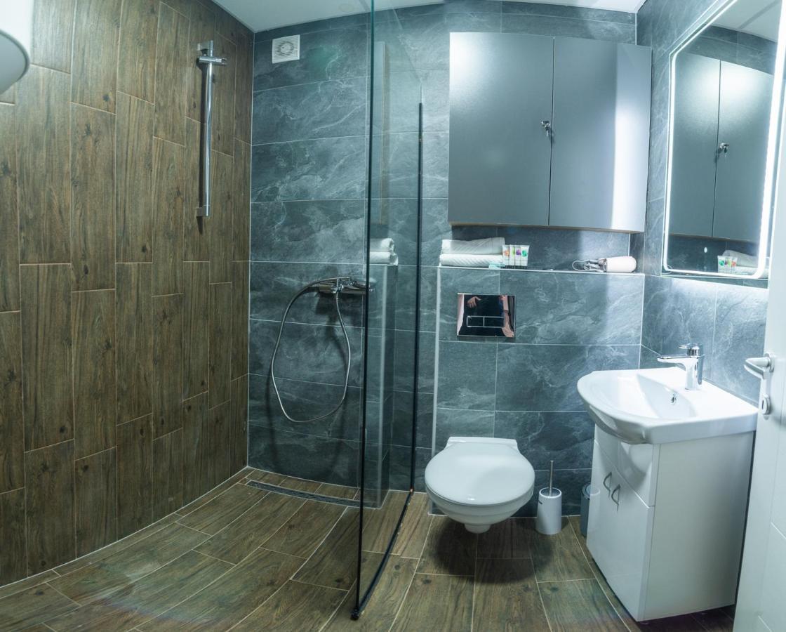 E&S Luxury Suite Apartments Ochryda Zewnętrze zdjęcie